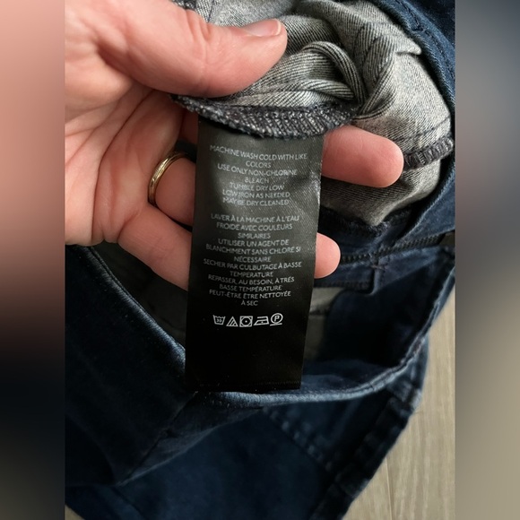 NWT We The Free Free People Women’s Layla Denim Zip-Front Mini Skirt - Size 6 - Picture 8 of 10